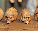 Custom 1:18 human skulls by OtraVegas-customs-skulls2.jpg