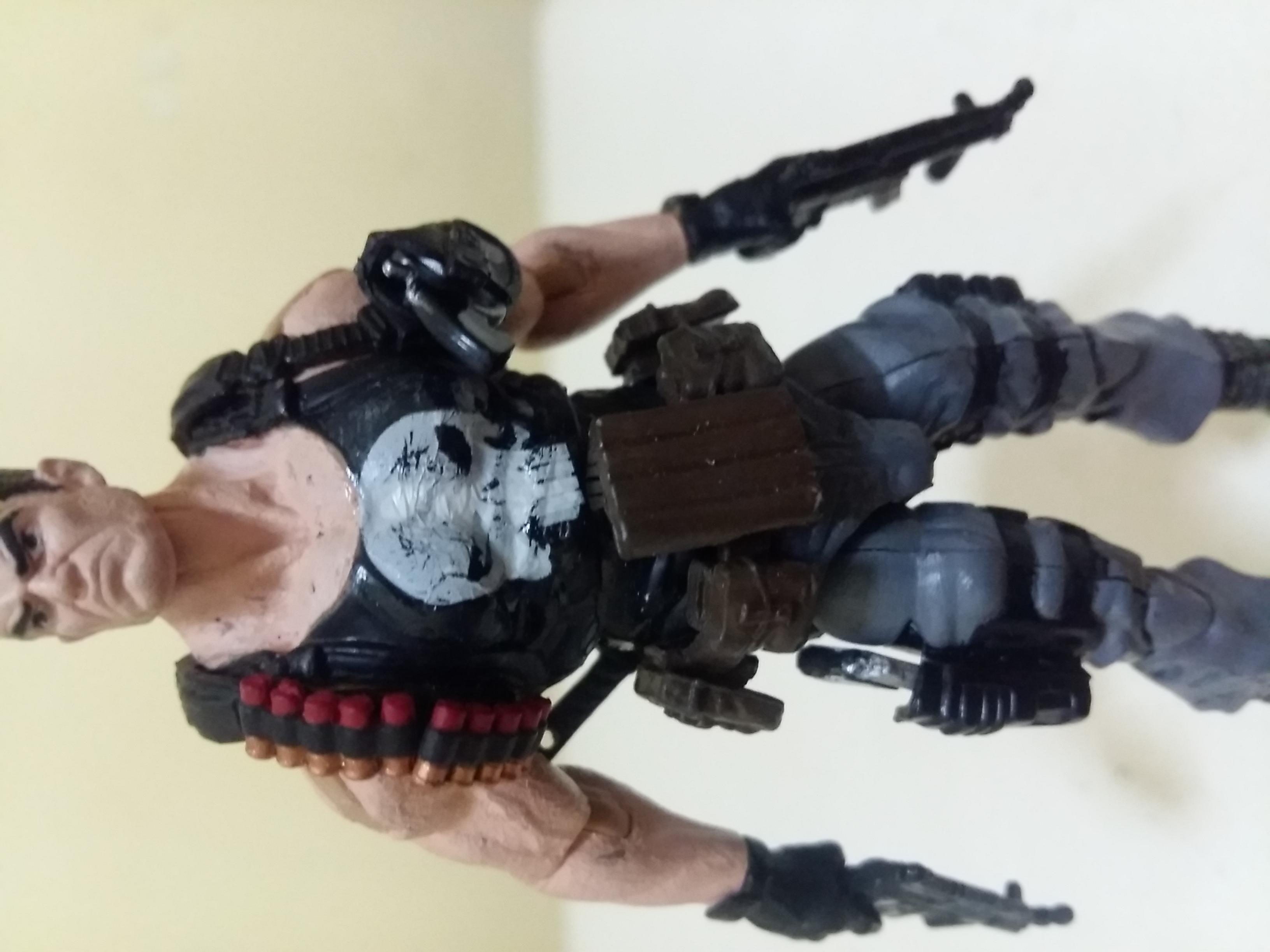 MH498 Custom Cast head use w/3.75" Marvel Uni GI Joe Star Wars Fallout figures 
